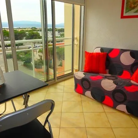 Apartment T3 Avec Terrasse, Ascenseur Et Parking Au Barcares Pres De La - Fr-1-782-13 Le Barcares